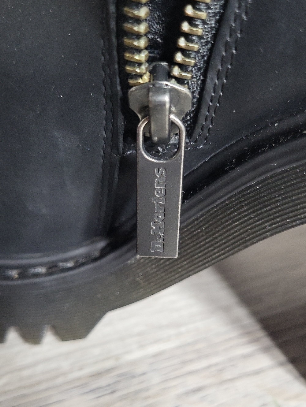 Dr Martens Magdalena Womens 6 Leather Chelsea Ankle Boots Chunky Heel Moto Y2K - Picture 8 of 11
